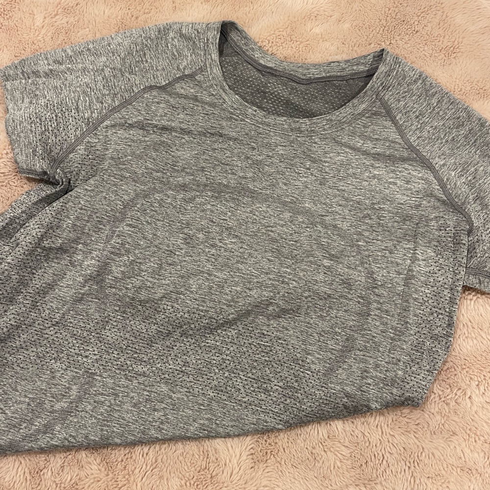 Lululemon Swiftly Tech Short-Sleeve Shirt 2.0